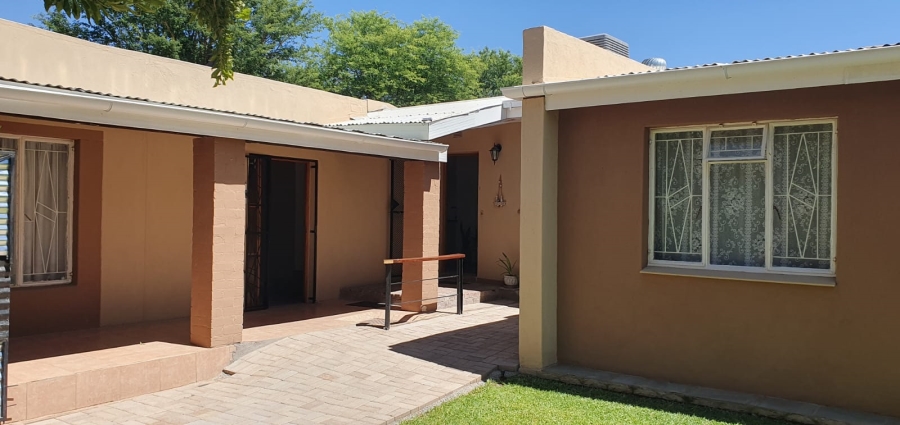 4 Bedroom Property for Sale in Blydeville Northern Cape